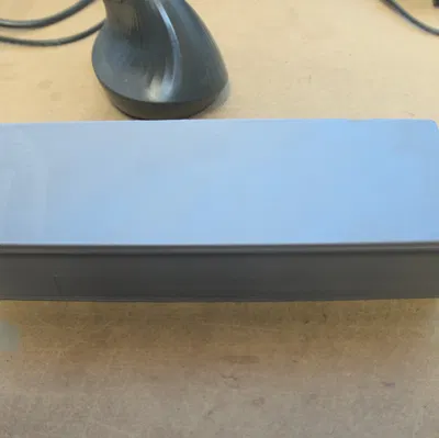 Hộp bút chia ngăn có nam châm giữ kín