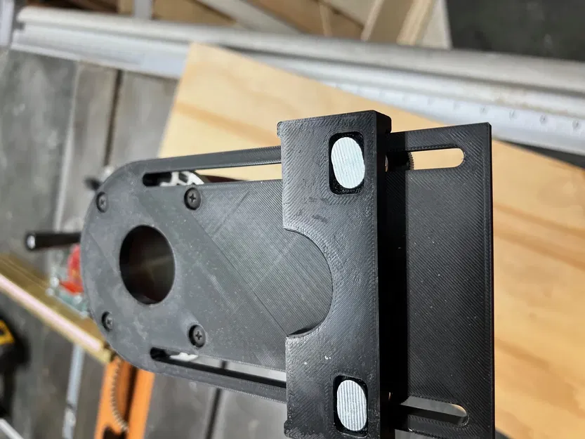 Đế máy phay Dewalt DCW600 cho việc tạo rãnh chính xác - Image 4