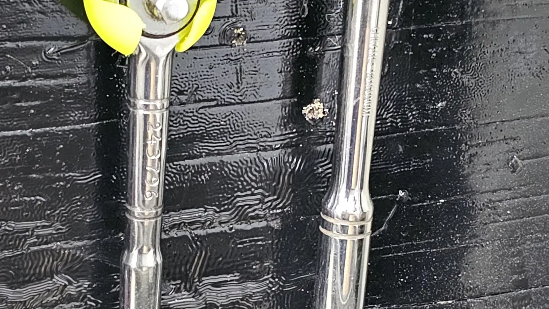 Giá đỡ cờ lê ratchet cho xe tải làm việc - Image 1