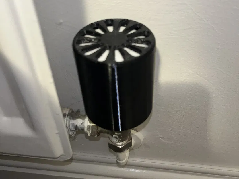 Vỏ bảo vệ bộ điều chỉnh nhiệt độ Tado cho radiators - Image 1