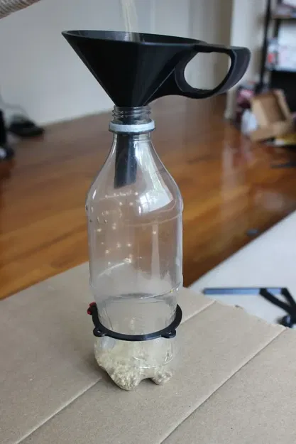 Máy cho chim ăn từ chai PET tiêu chuẩn PCO 1881 - Image 9