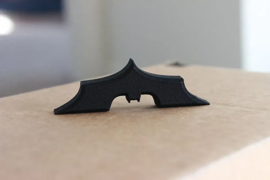 Móc khóa Batman không có mặt lật dễ in 3D - Image 4