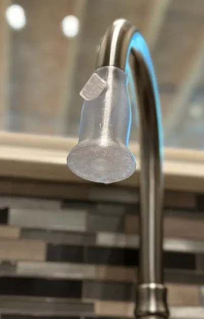 Thay thế đầu vòi phun cho bồn rửa chén nhà bếp - Image 1