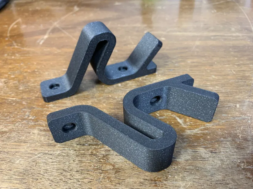 Móc treo áo khoác kiểu dáng độc đáo và hiện đại - Image 1