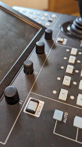 Núm điều khiển PTZ Panasonic AW RP-150 - Image 1