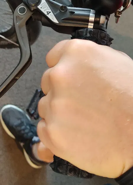 Cán tay lái xe đạp cho bàn tay lớn - Image 3