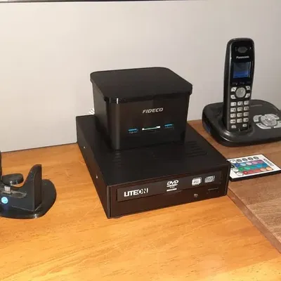 Vỏ ổ đĩa DVD 2 mảnh sử dụng bo mạch Hitachi Simpledrive