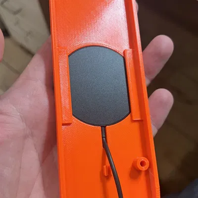 Bảng gắn MagSafe cho tay vịn trung tâm Audi A6 C6