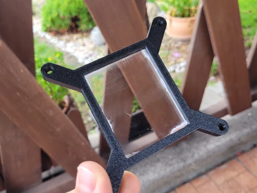 Giá đỡ CPU Socket 1700 cho phép hiển thị keo tản nhiệt - Image 2