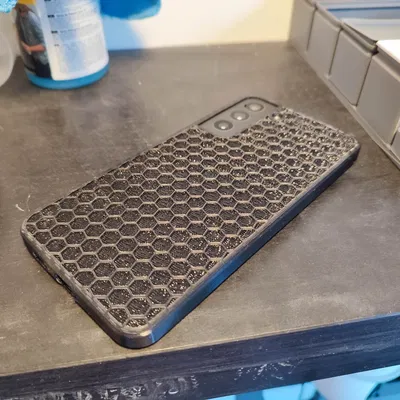 Ốp lưng Samsung Galaxy S22+ với thiết kế bảo vệ camera