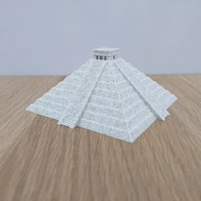 Mô hình thu nhỏ El Castillo, Đền Kukulcan tại Chichen Itza