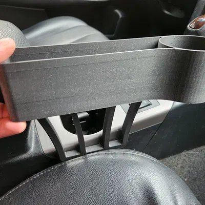 Khay chứa đồ lấp khoảng trống ghế xe hơi