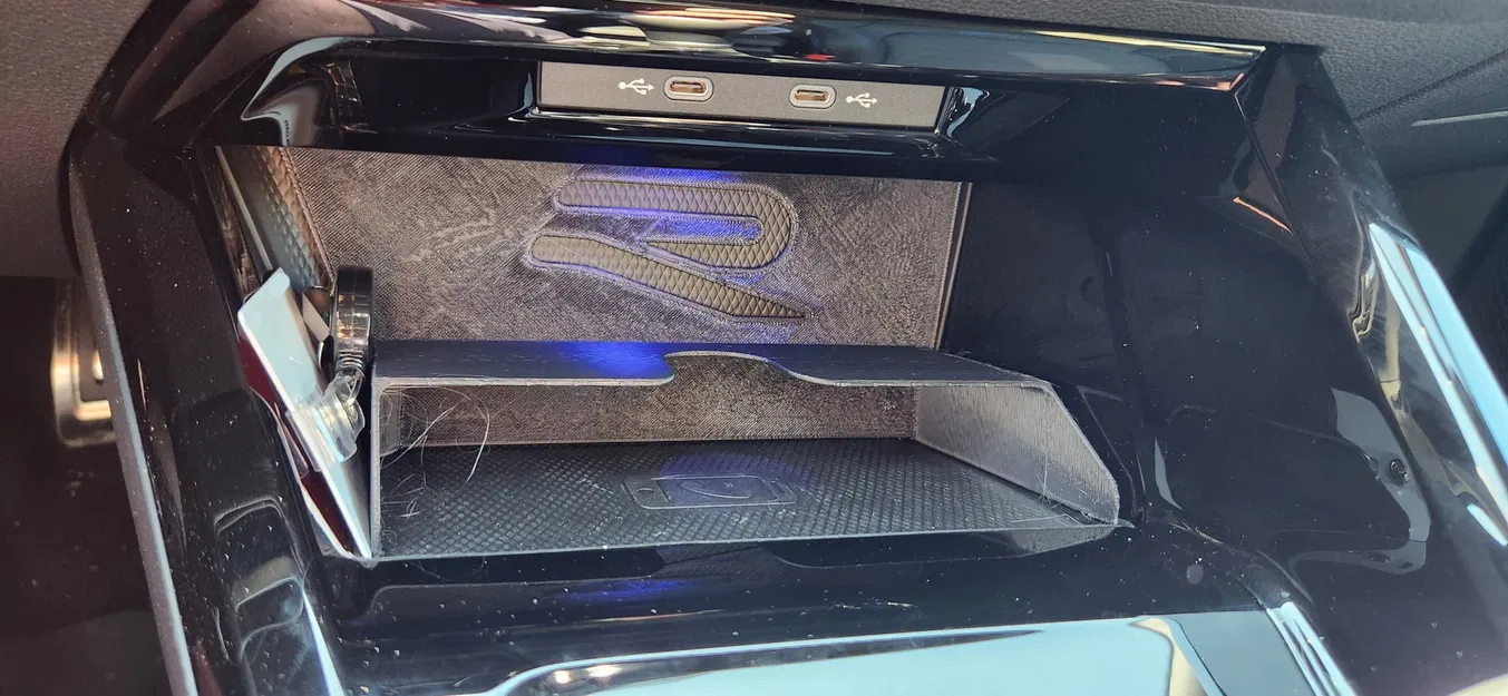 Giá đỡ sạc không dây cho VW Golf Mk8 - Image 2