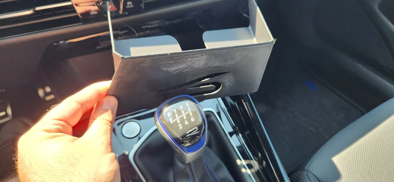 Giá đỡ sạc không dây cho VW Golf Mk8 - Image 4