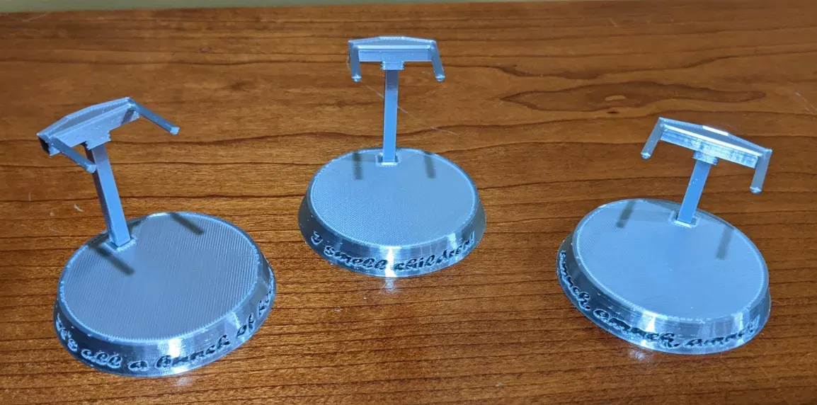 Giá đỡ Funko POP! cho ba chị em nhà Sanderson - Image 5