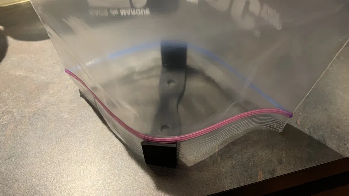 Giá đỡ túi nhựa đơn giản và gọn nhẹ - Image 1