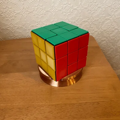 Khối xếp hình phong cách Rubik's cube