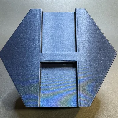 Giá đỡ điện thoại hình lục giác cho Cooler Master QUBE 500