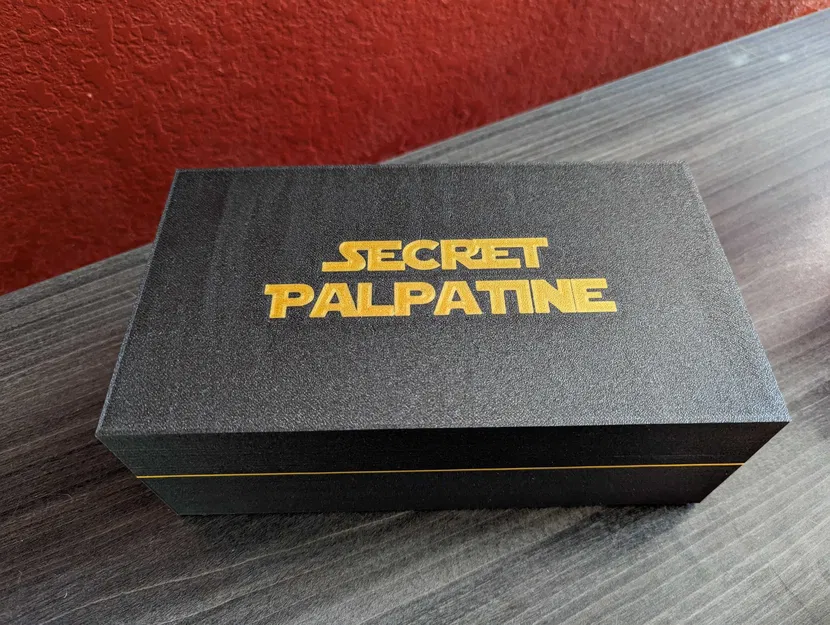 Mô hình trò chơi Secret Hitler với chủ đề Star Wars - Image 1