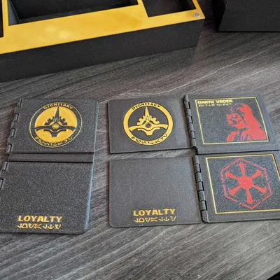 Mô hình trò chơi Secret Hitler với chủ đề Star Wars