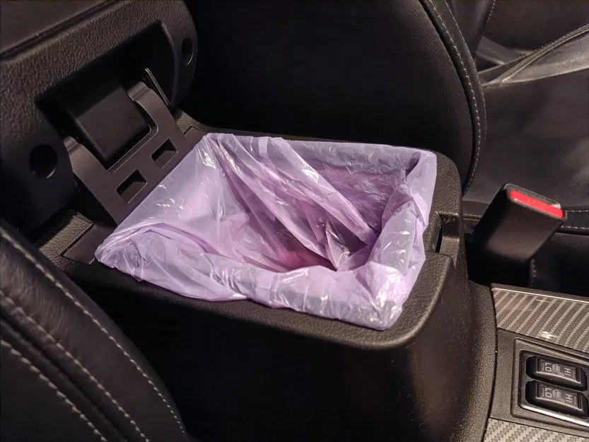 Khung chứa rác cho Mitsubishi Outlander 2019 - Image 1