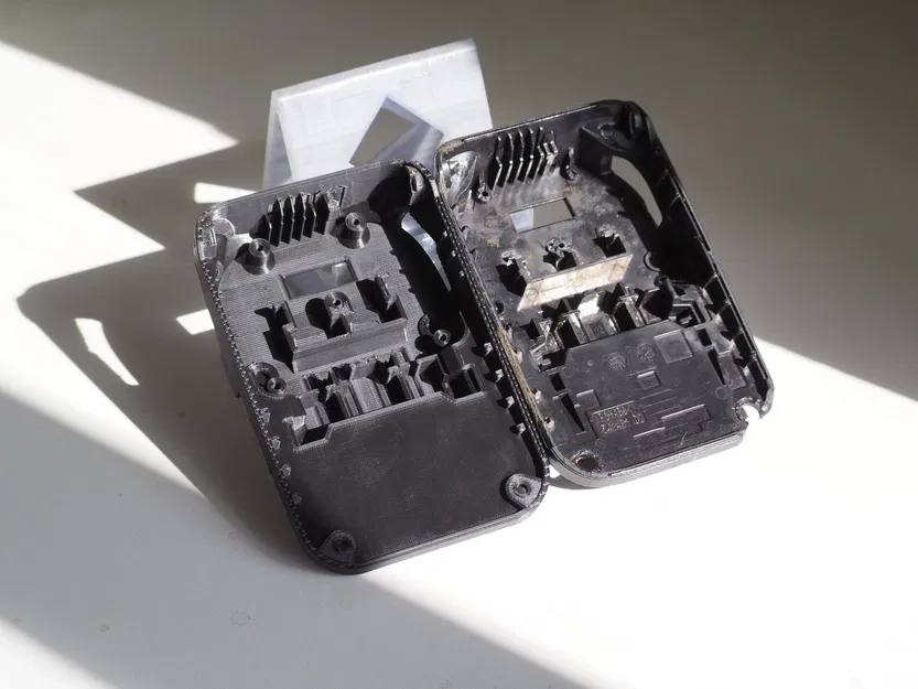 Thay thế linh kiện cho pin AEG 6ah hỏng hóc - Image 6