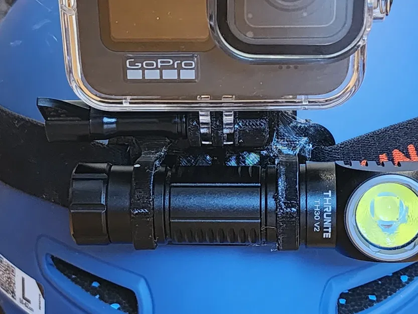 Giá đỡ mũ bảo hiểm kết hợp GoPro và đèn pin TH30 V2 - Image 1