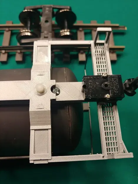 Xe bồn một khối cho đường ray vườn tỷ lệ 1:29 - Image 5