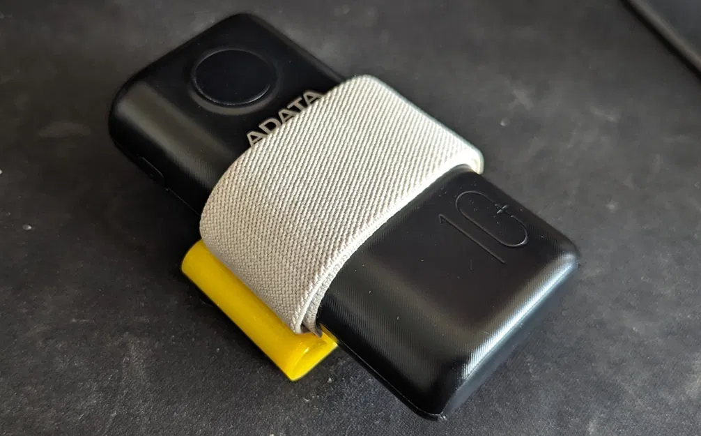 Giá đỡ pin cho tai nghe Meta Quest 2 - Image 1