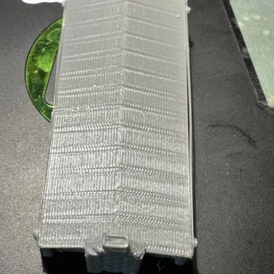 Cabin gỗ với ống khói tỉ lệ N