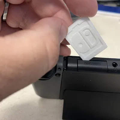 Nắp mở khe cắm thẻ game cho Nintendo Switch "Switchblade