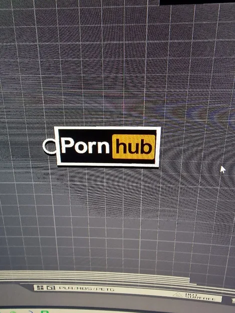 Móc chìa khóa nhiều màu sắc phong cách porhub - Image 1