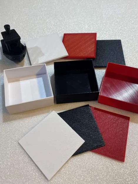 Hộp nhiều màu nhỏ cho trang sức với nắp in 3D - Image 4