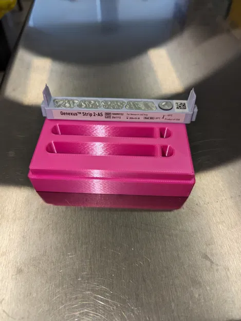 Bảng và giá đỡ ống cho Ion Torrent S5 Genexus - Image 1