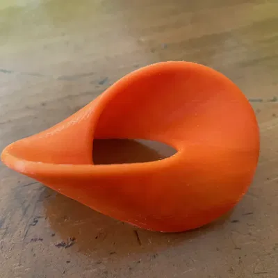 Hình dạng Anti Oloids lăn nhẹ nhàng với độ nghiêng lớn