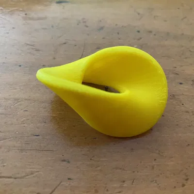 Hình dạng Anti Oloids lăn nhẹ nhàng với độ nghiêng lớn