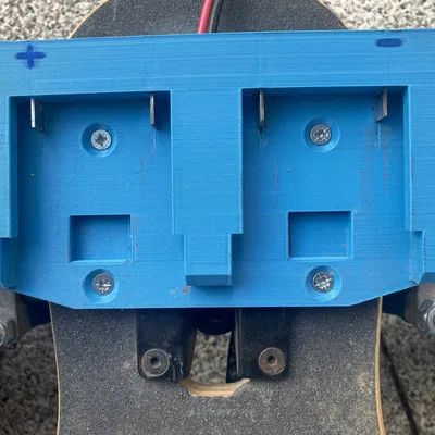 Giá đỡ pin Bosch 18V cho các bề mặt khác nhau