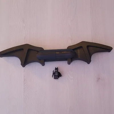 Batarang Lego dài 44.6cm theo phong cách Batman