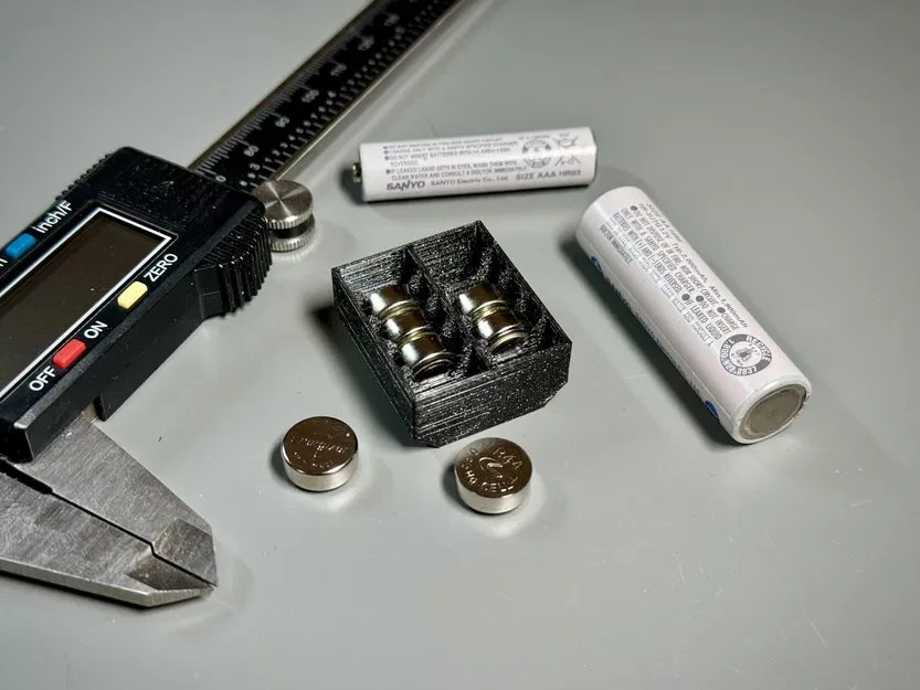 Giá đỡ pin đơn giản cho pin đồng xu LR44 - Image 1