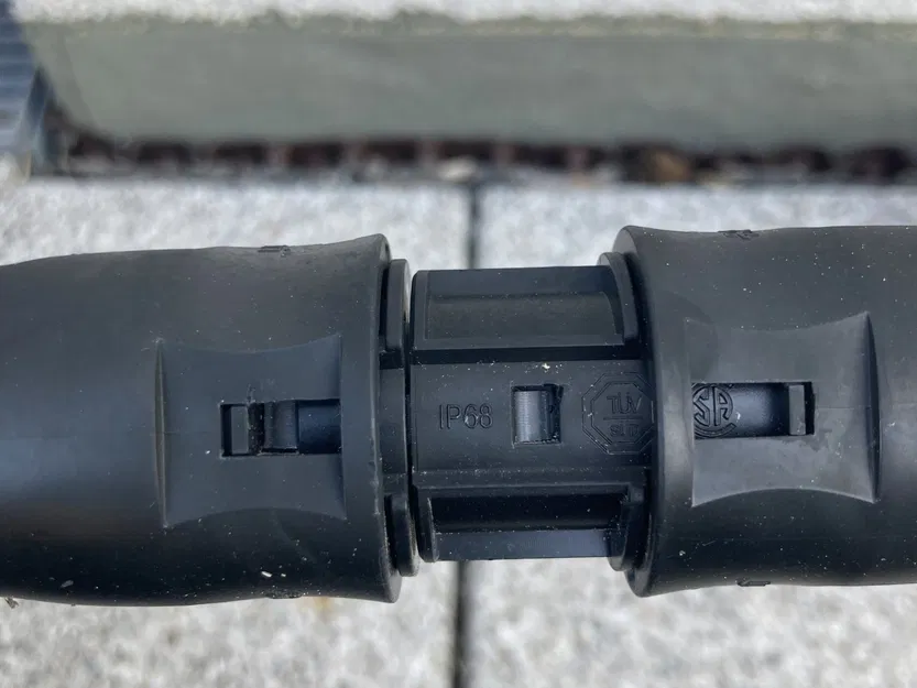 Thay thế đầu nối năng lượng mặt trời Betteri BC01 - Image 4