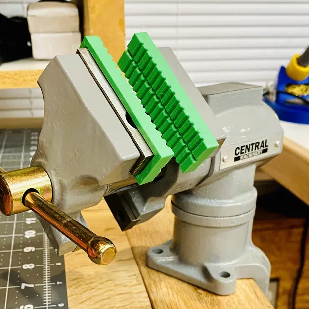 Mỏ cặp mềm cho kẹp bàn Central Machinery 2.5 - Image 1