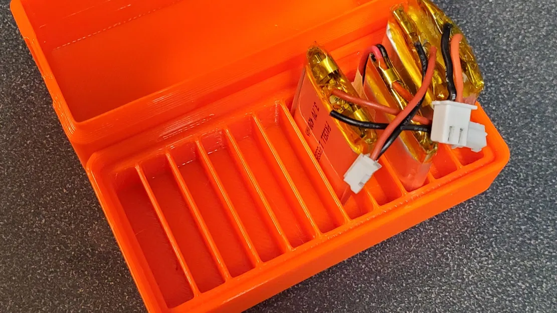 Khay lưu trữ Gridfinity cho 10 pin LiPo với nắp đậy - Image 2