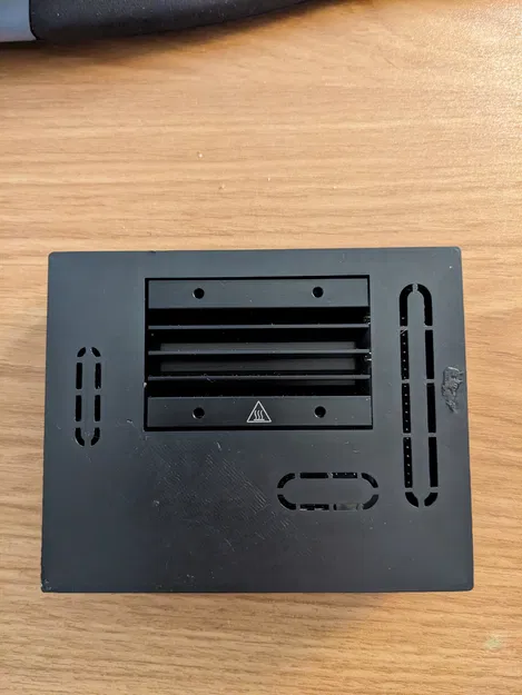 Hộp bảo vệ Jetson Nano gọn nhẹ với điểm kết nối - Image 3