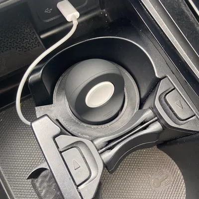 Giá đỡ sạc Apple Watch cho khay để cốc Mercedes C / GLC (2021+)