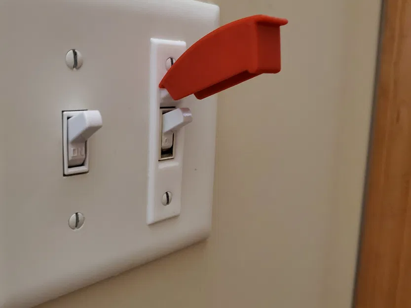 Nắp công tắc điện bảo vệ máy in 3D khỏi bị tắt nguồn - Image 1