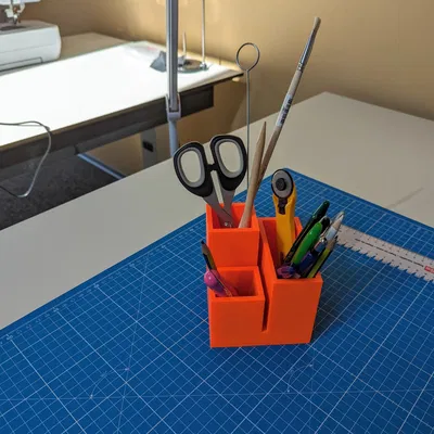 Giá đỡ bút gạch 100 x 100 x 105/85/65 mm