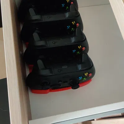 Giá đỡ tay cầm Xbox 4 chiếc với chỗ để USB