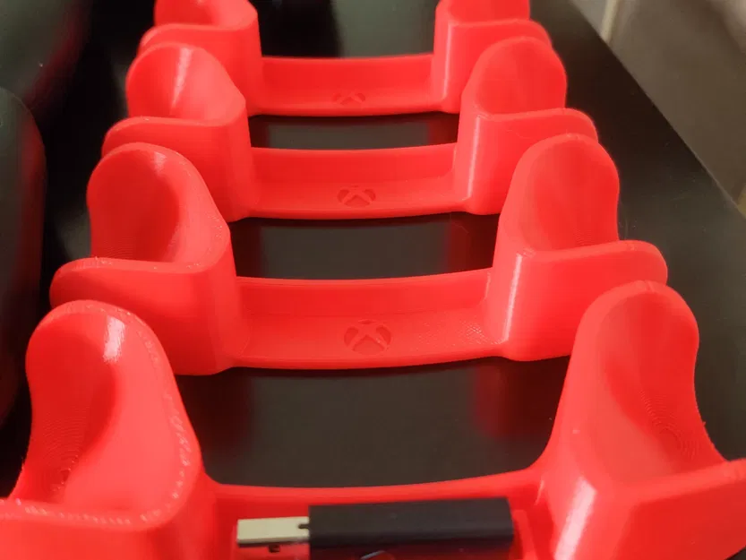 Giá đỡ tay cầm Xbox 4 chiếc với chỗ để USB - Image 3