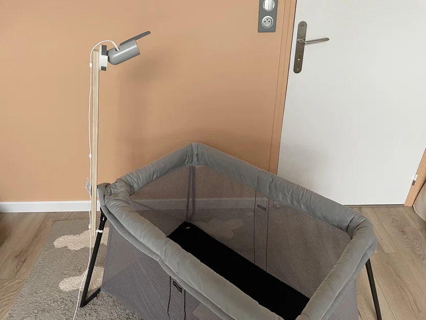 Giá đỡ camera SCD923 cho cũi du lịch BabyBjörn - Image 1