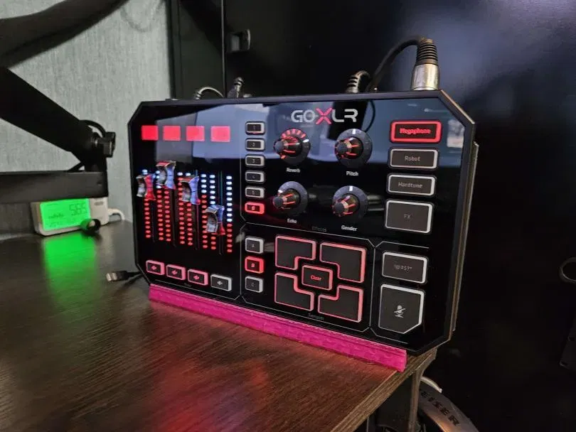 Giá đỡ đứng cho GoXLR - Image 1